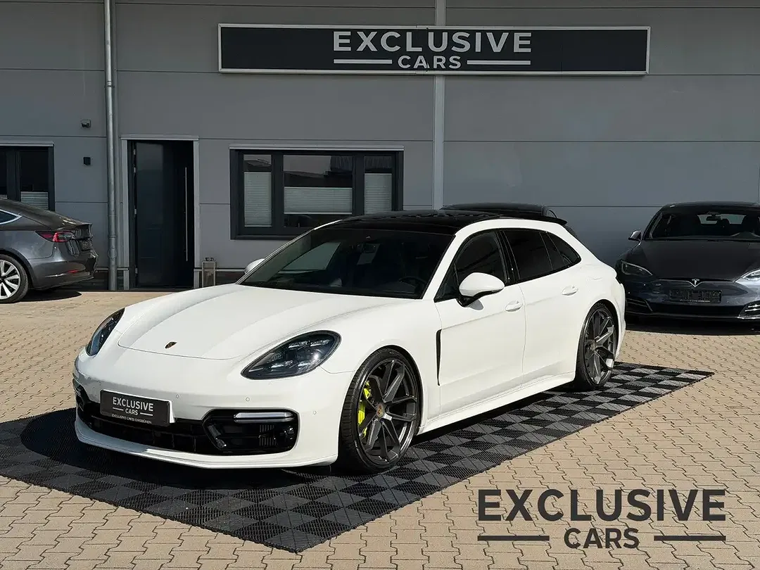 Porsche Panamera E-Hybrid 4 Sport Turismo Edition