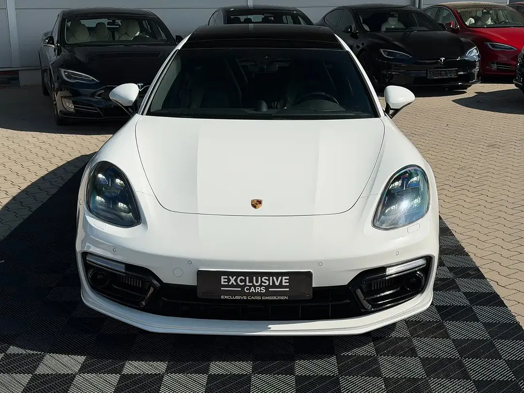 Porsche Panamera - Thumbnail 5