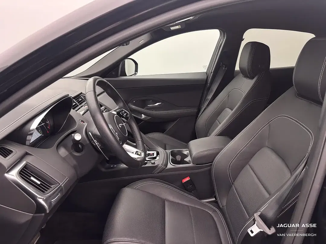 Jaguar E-Pace - Thumbnail 10