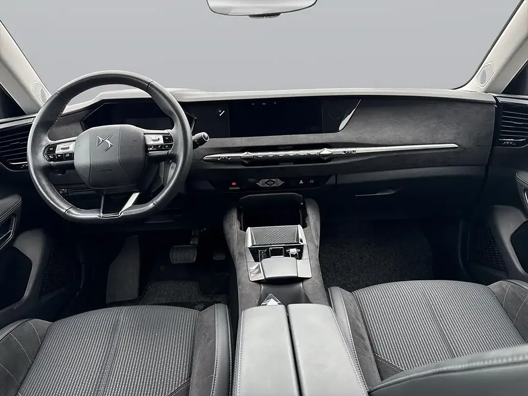 DS Automobiles DS 4 - Thumbnail 9