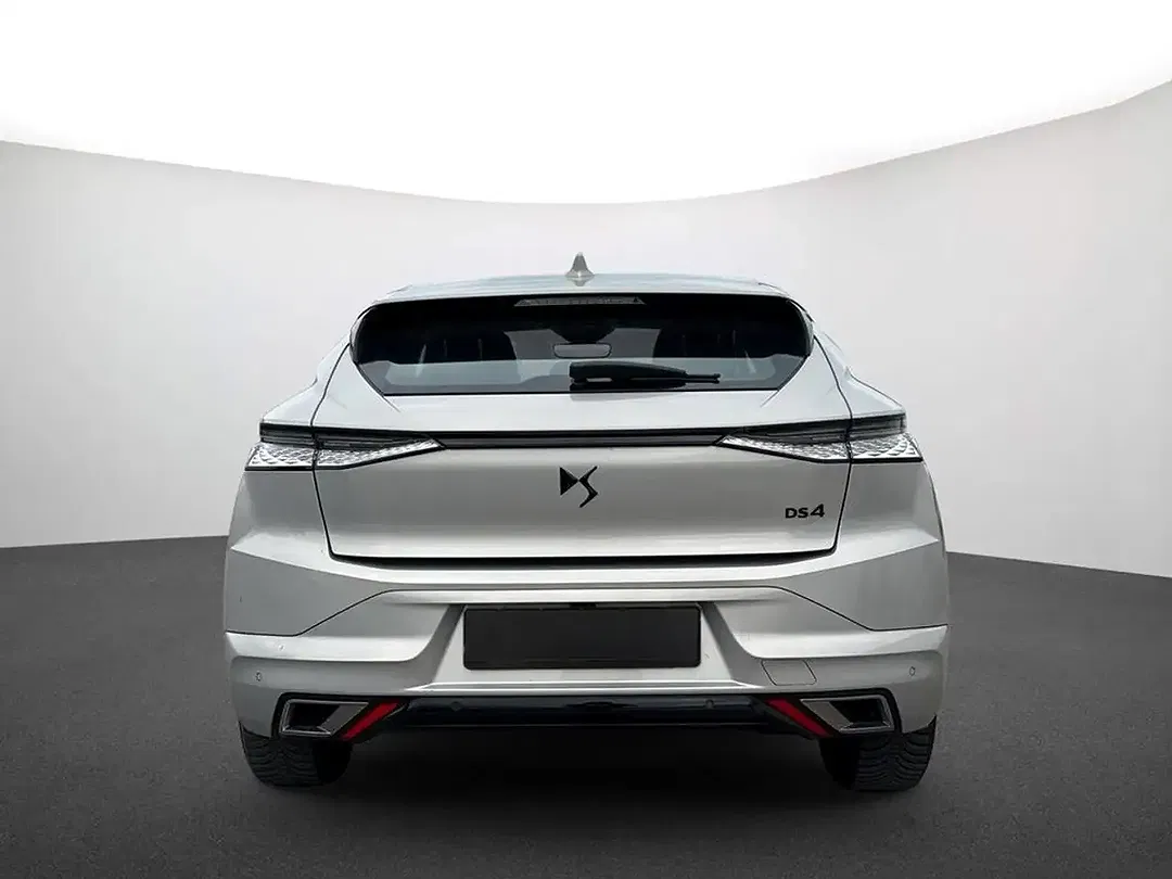 DS Automobiles DS 4 - Thumbnail 3