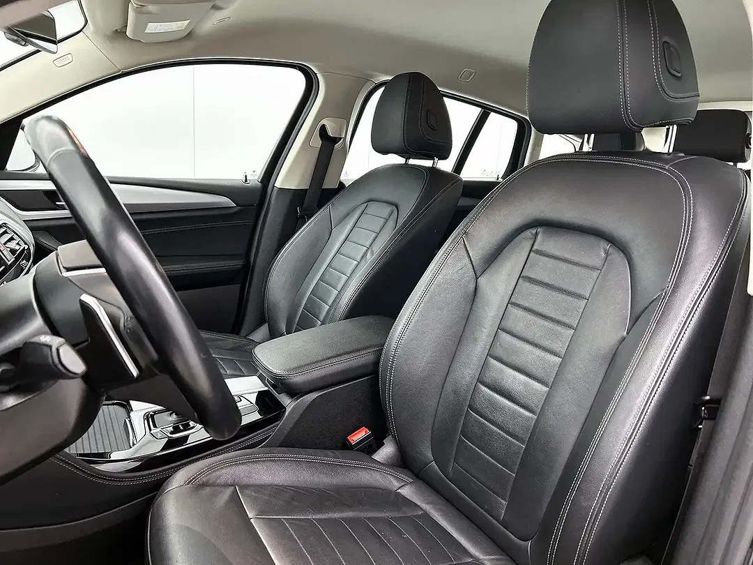 BMW X4 - Thumbnail 18