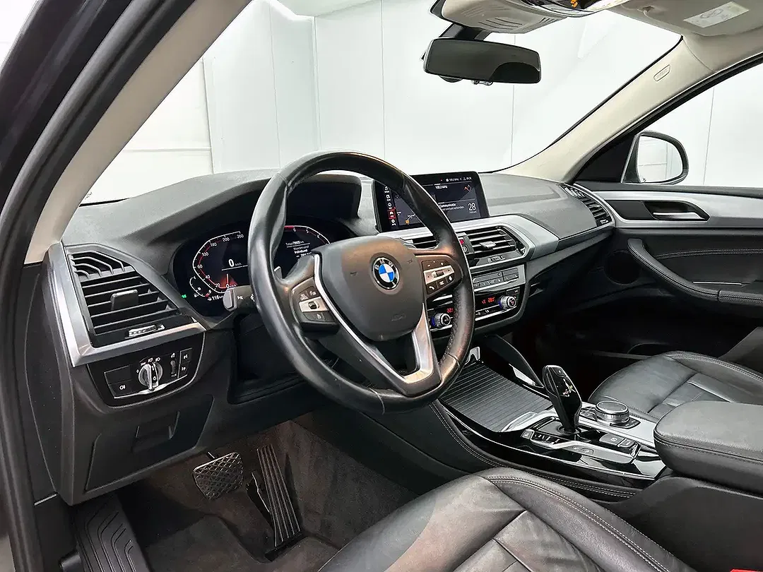 BMW X4 - Thumbnail 8