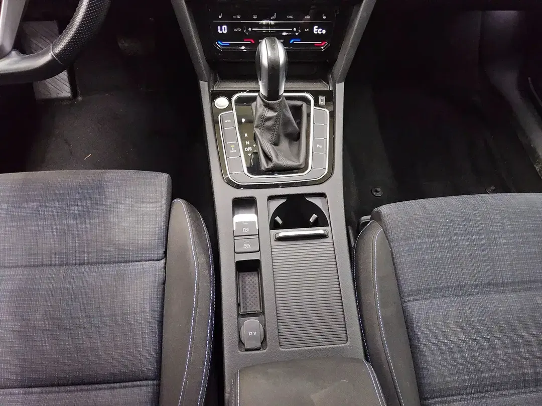 Volkswagen Passat Variant - Thumbnail 5