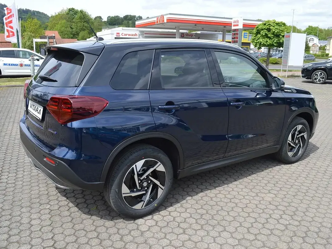 Suzuki Vitara - Thumbnail 6