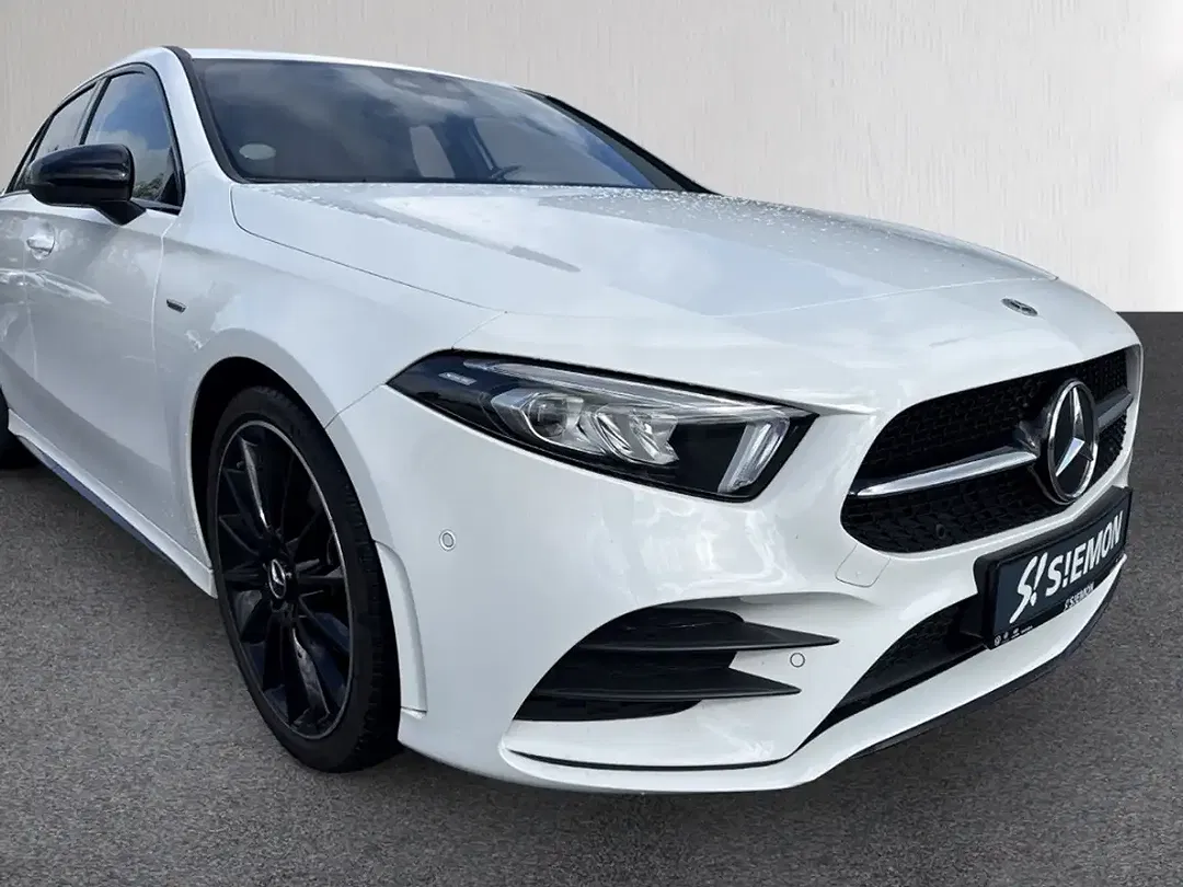 Mercedes-Benz A 180 - Thumbnail 10
