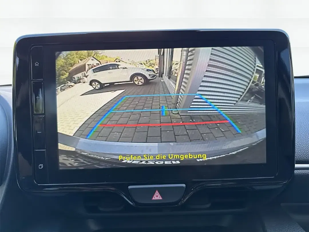 Toyota Yaris - Thumbnail 14