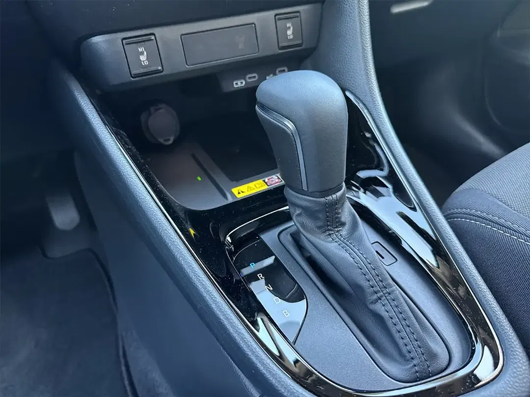Toyota Yaris - Thumbnail 15