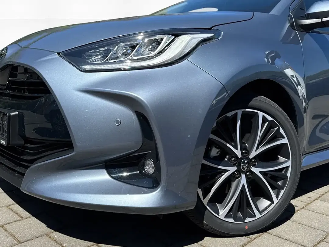 Toyota Yaris - Thumbnail 7