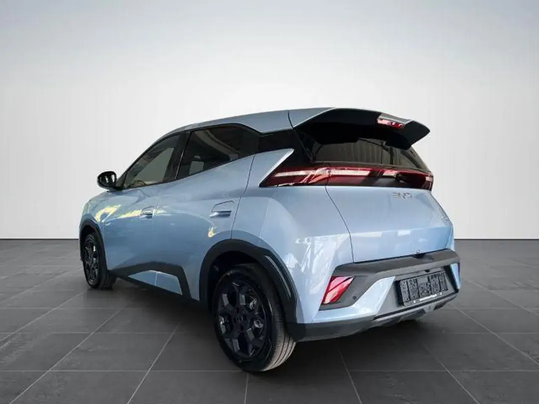 BYD Dolphin - Thumbnail 5