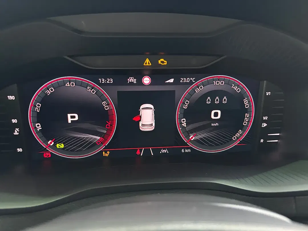 Skoda Karoq - Thumbnail 8