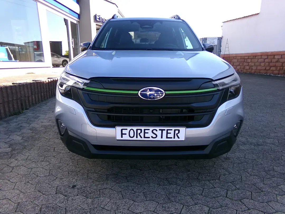 Subaru Forester - Thumbnail 2