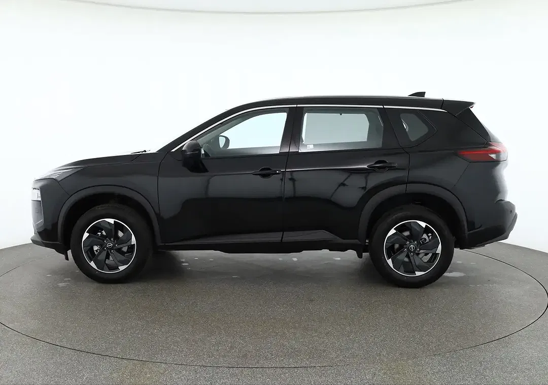 Nissan X-Trail - Thumbnail 1