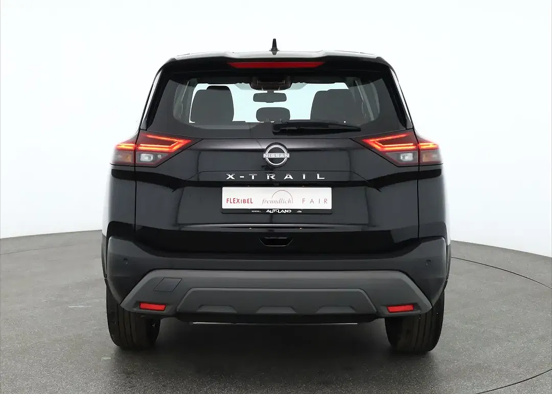 Nissan X-Trail - Thumbnail 3
