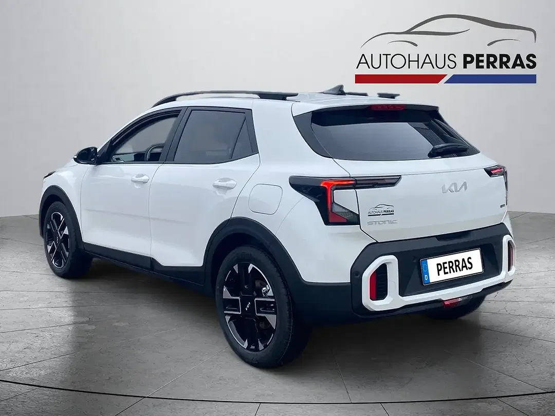 Kia Stonic - Thumbnail 4