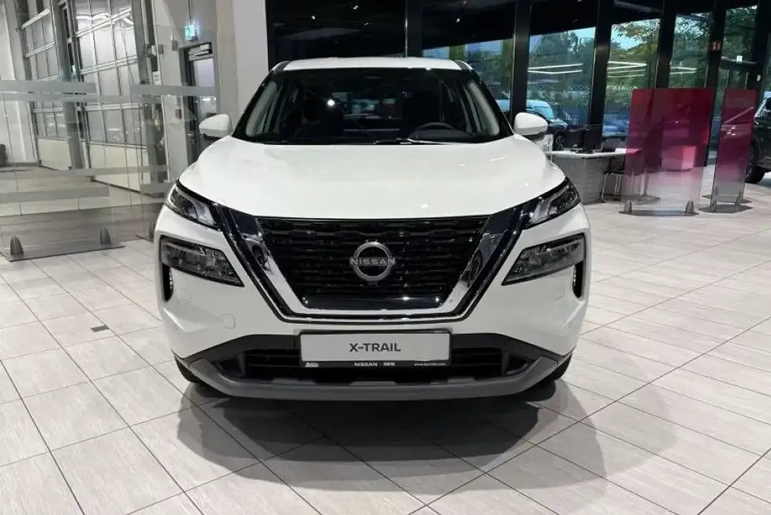 Nissan X-Trail - Thumbnail 3
