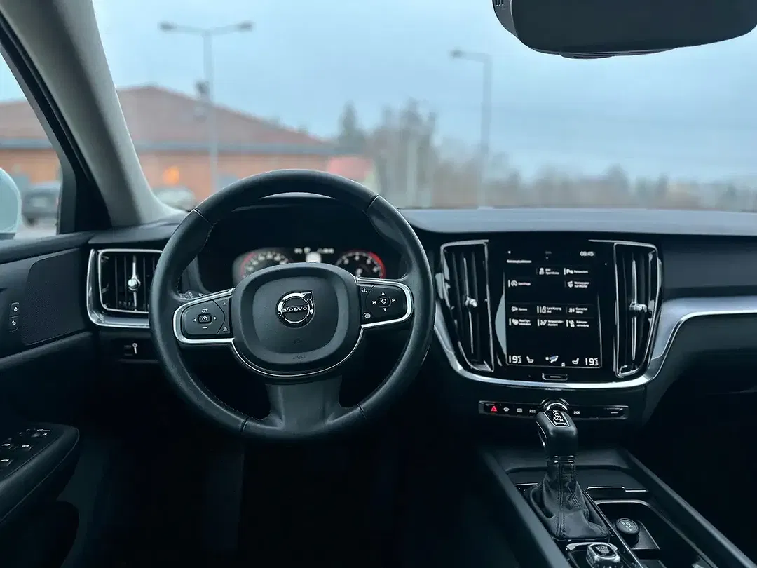 Volvo V60 - Thumbnail 10