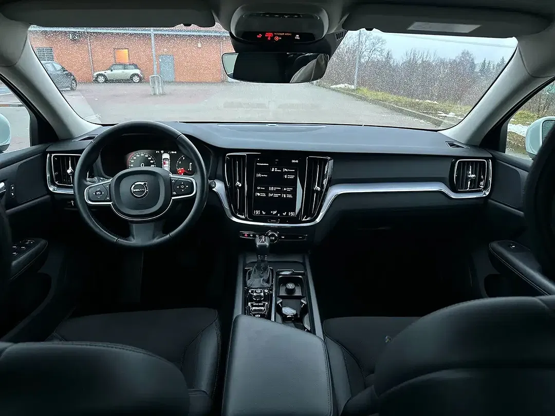 Volvo V60 - Thumbnail 9