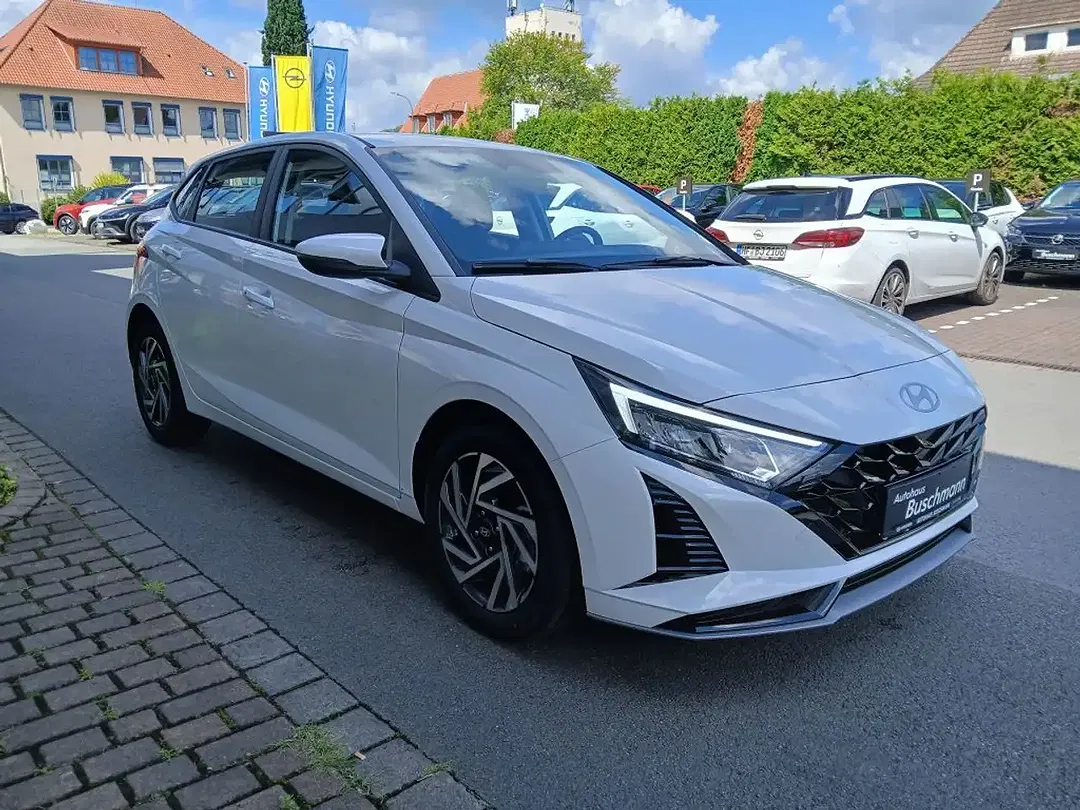 Hyundai i20 - Thumbnail 5