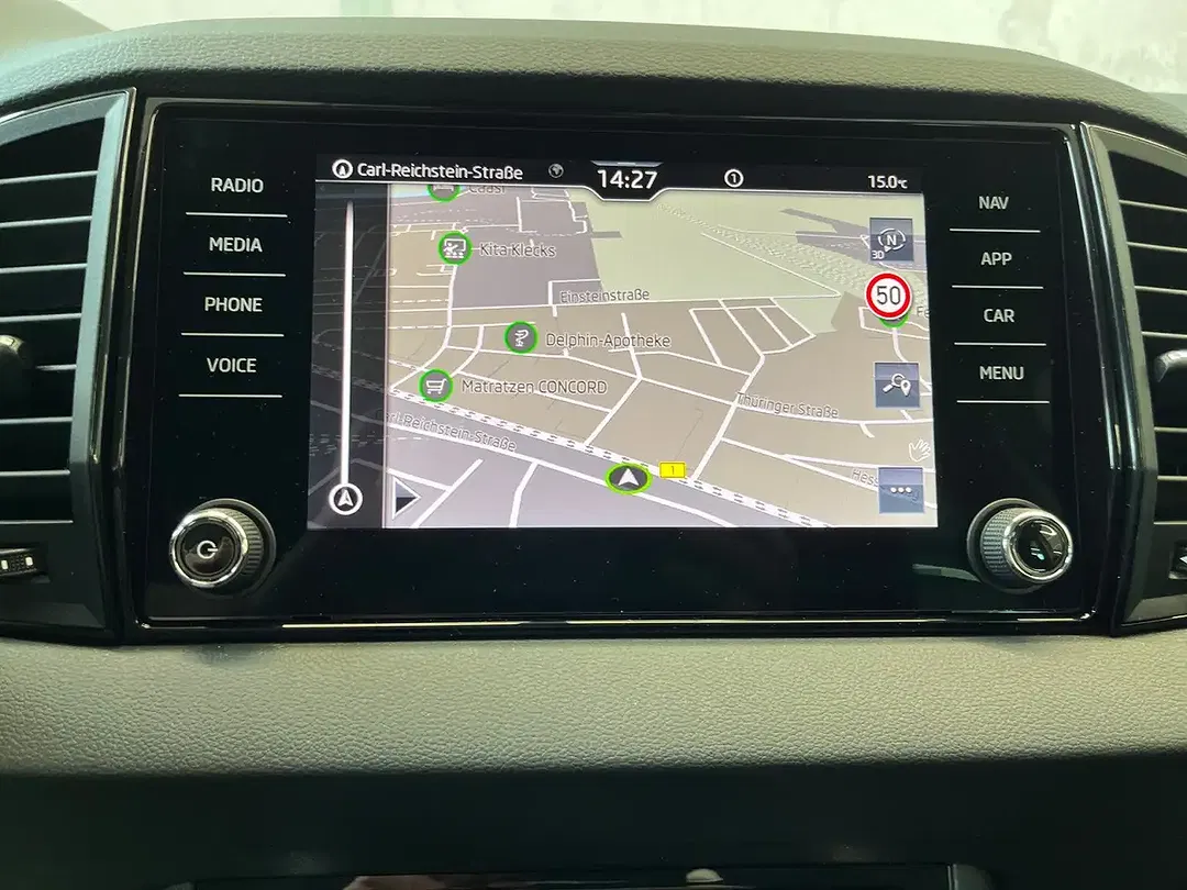 Skoda Karoq - Thumbnail 12