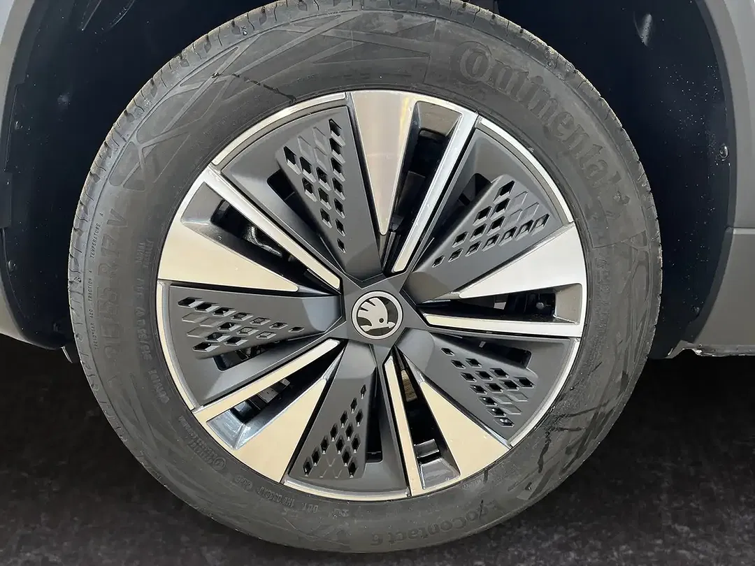Skoda Karoq - Thumbnail 14