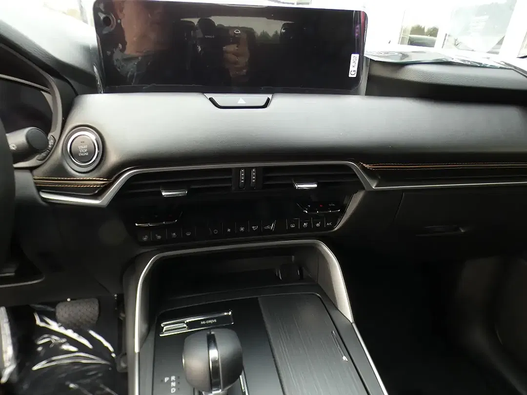 Mazda CX-60 - Thumbnail 12