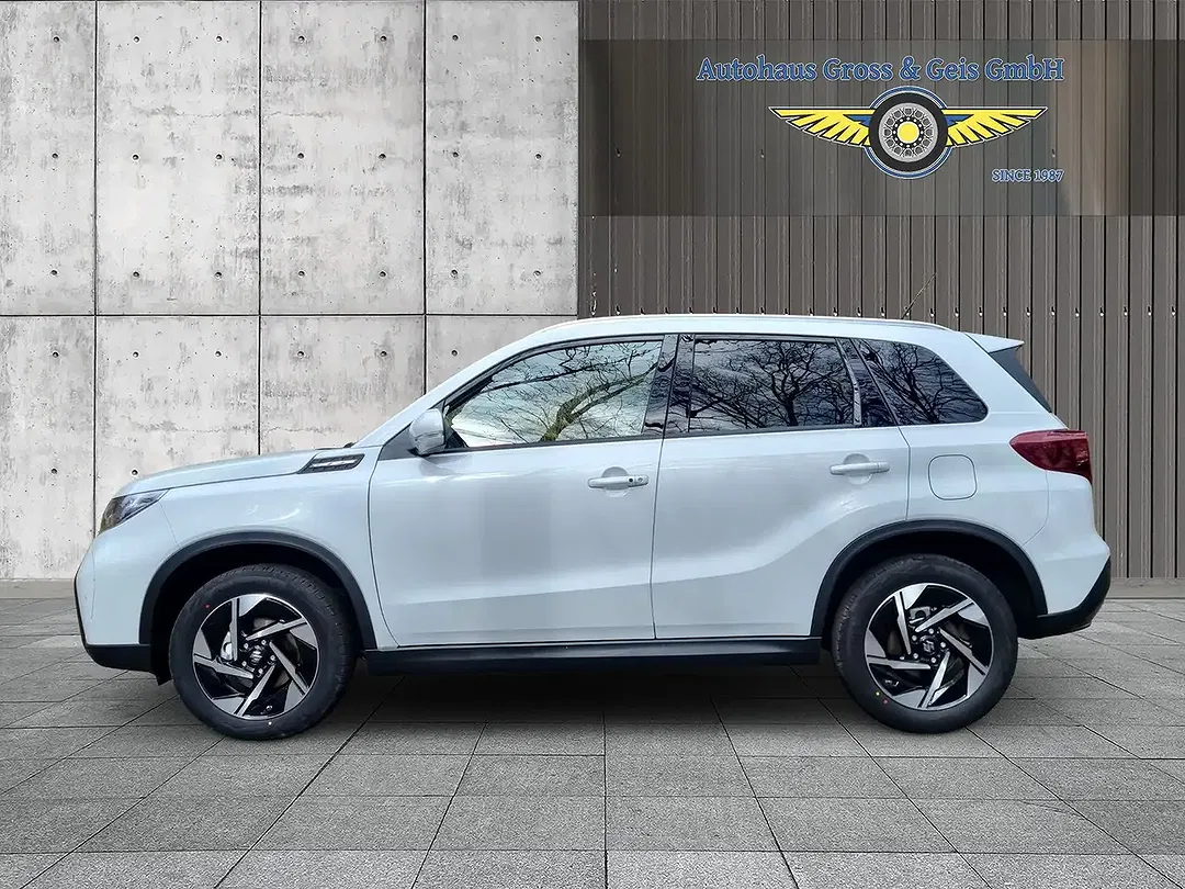 Suzuki Vitara - Thumbnail 4