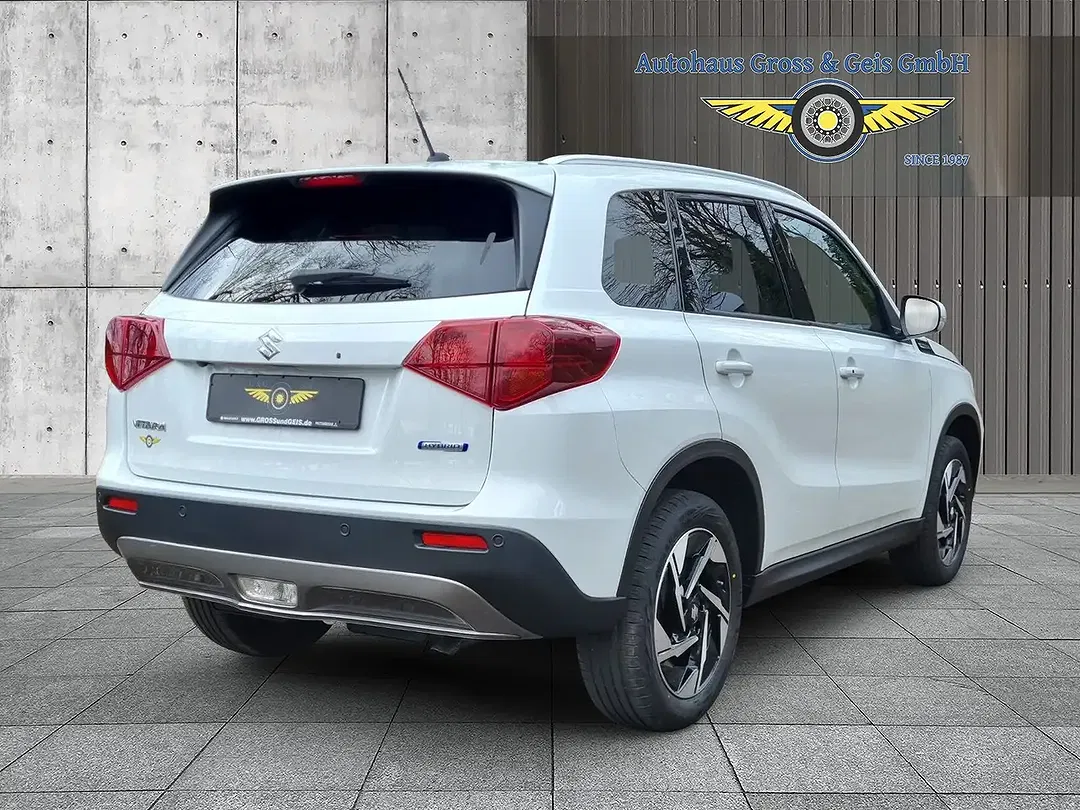 Suzuki Vitara - Thumbnail 6
