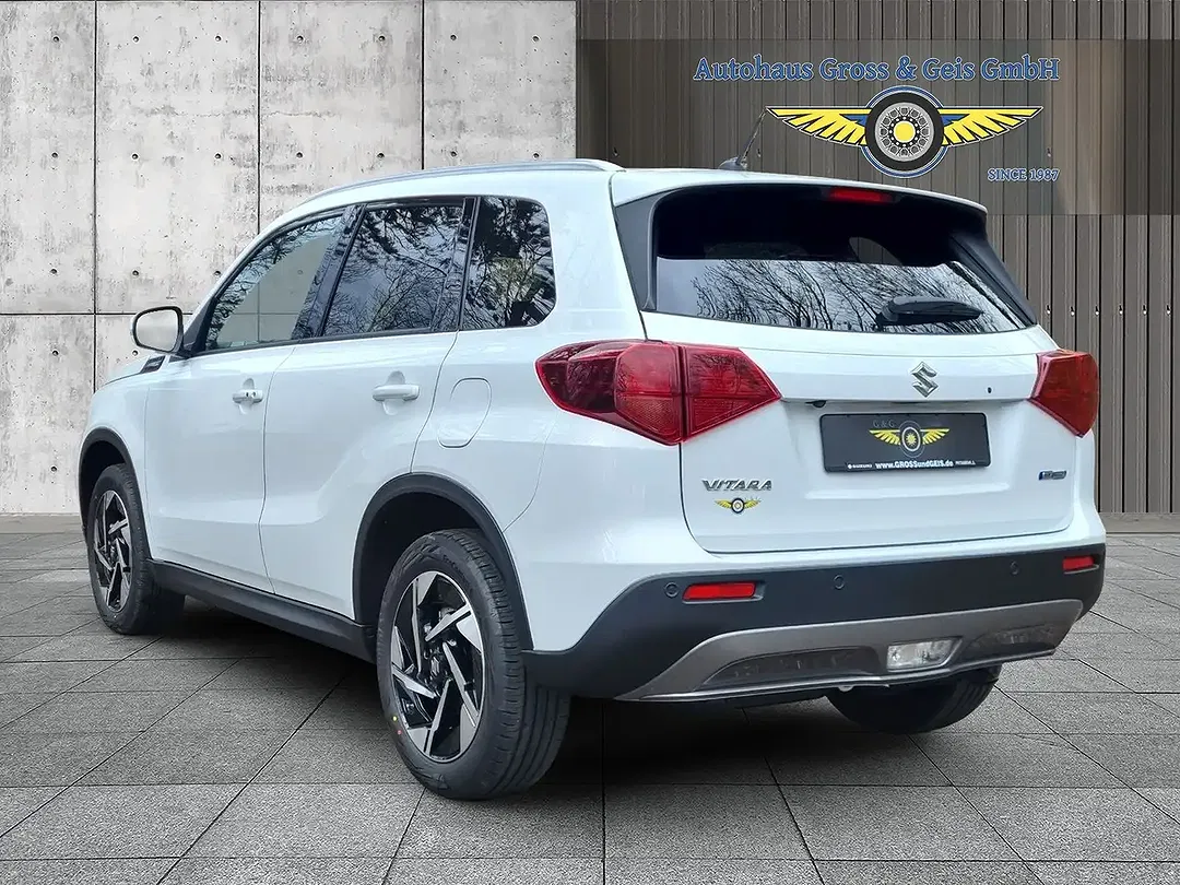 Suzuki Vitara - Thumbnail 7