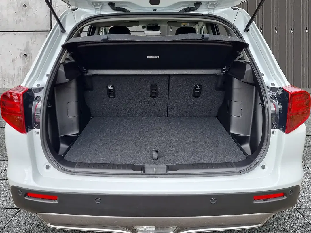 Suzuki Vitara - Thumbnail 9