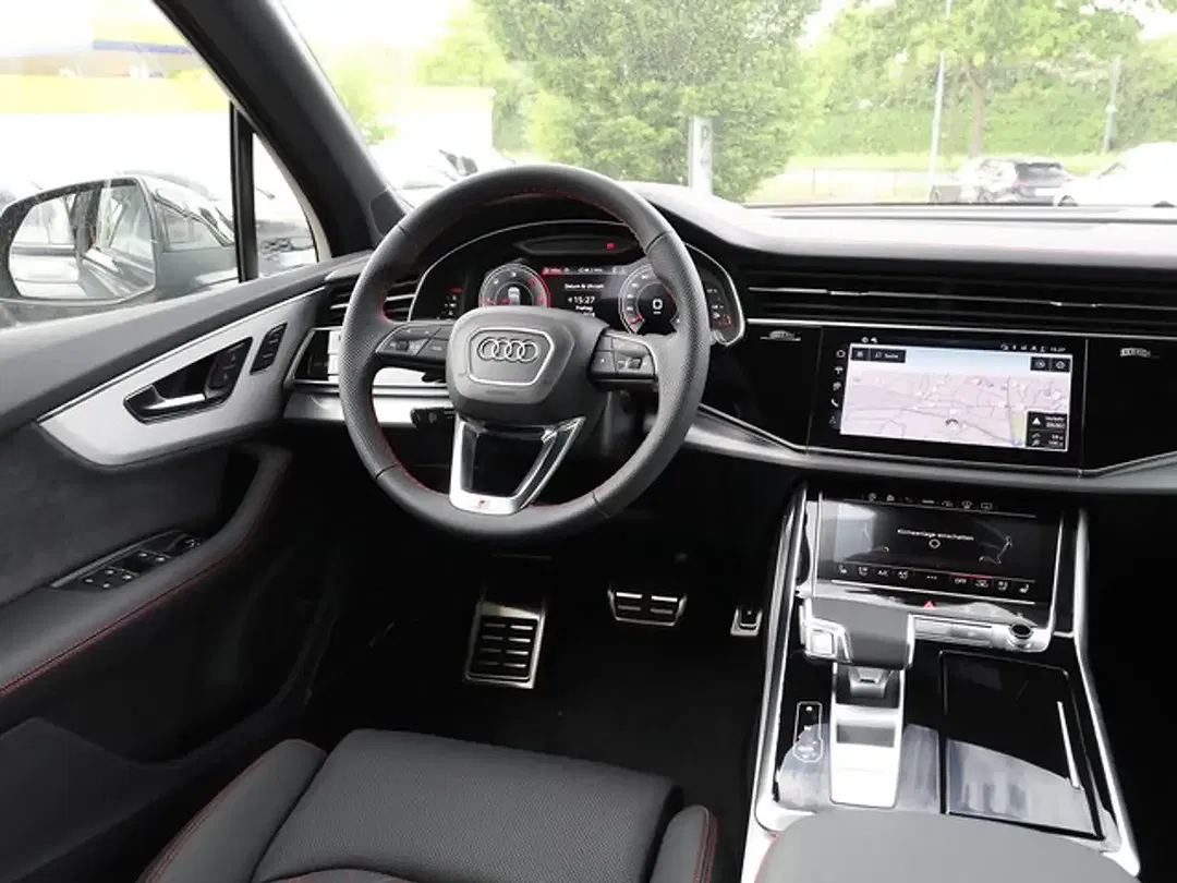 Audi Q7 - Thumbnail 5