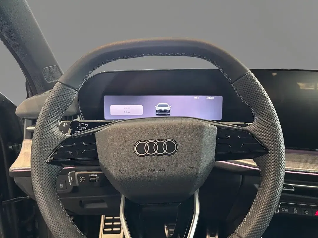 Audi Q3 - Thumbnail 9