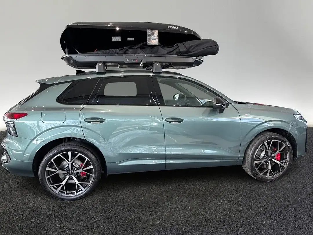 Audi Q3 - Thumbnail 6