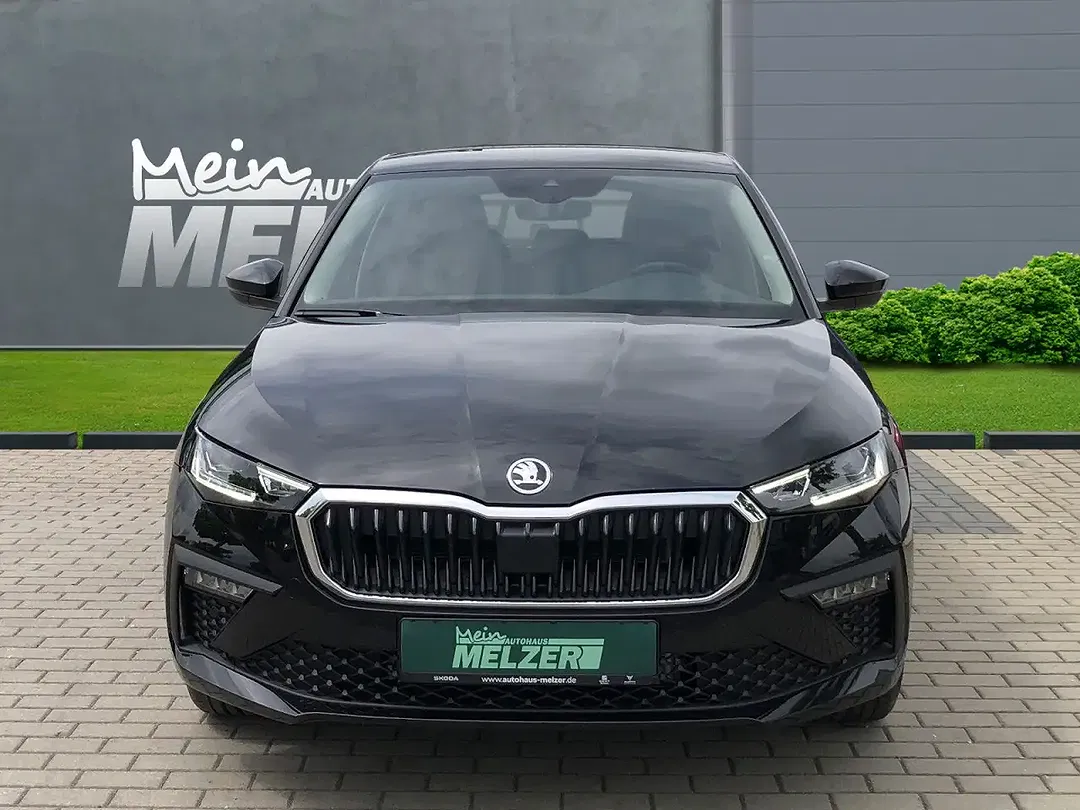 Skoda Scala - Thumbnail 2