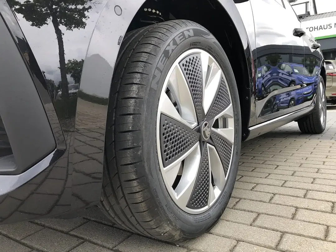 Skoda Scala - Thumbnail 5