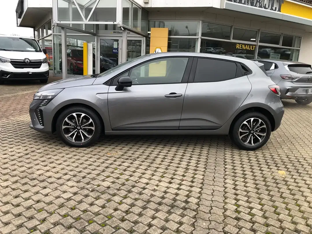 Renault Clio - Thumbnail 9