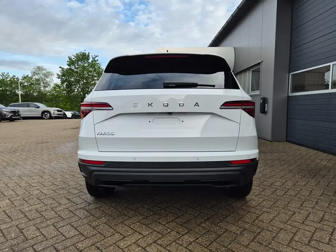 Skoda Karoq - Thumbnail 4
