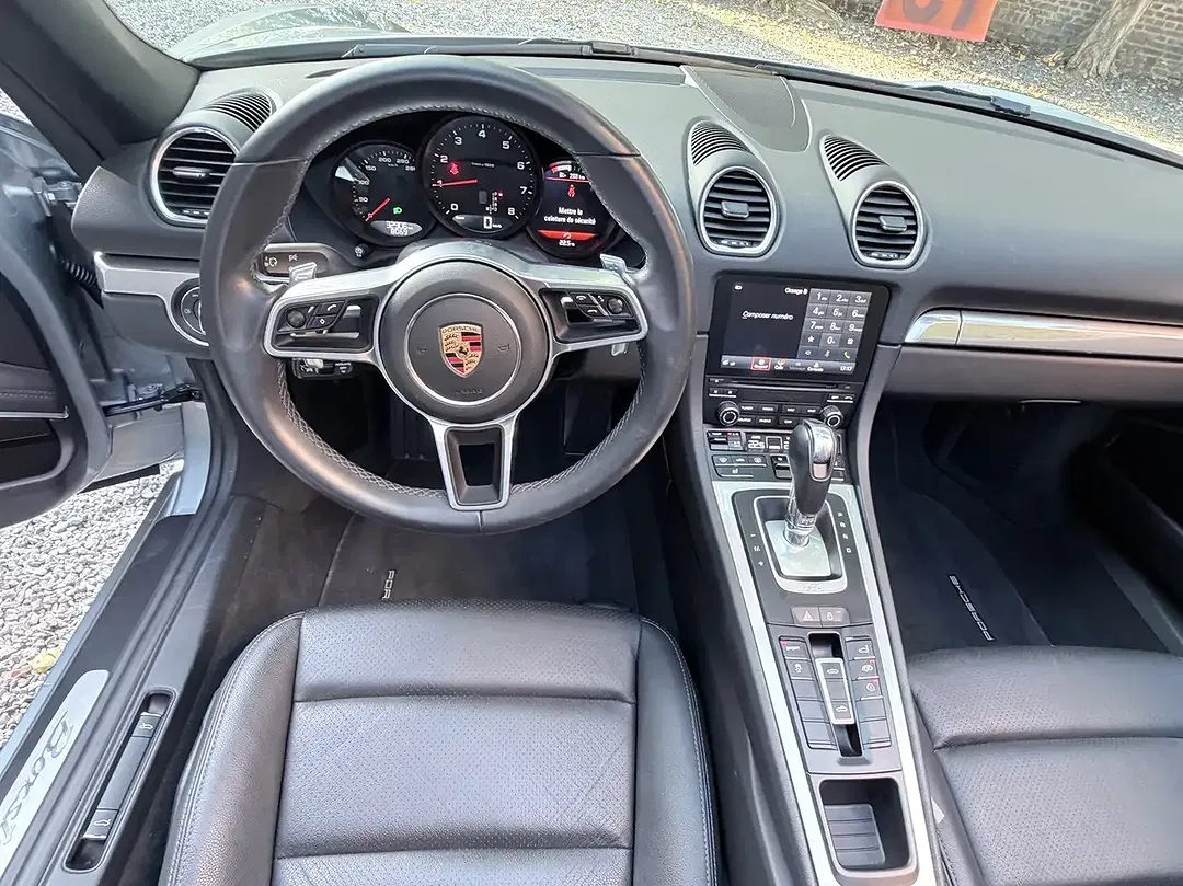 Porsche 718 Cayman - Thumbnail 8