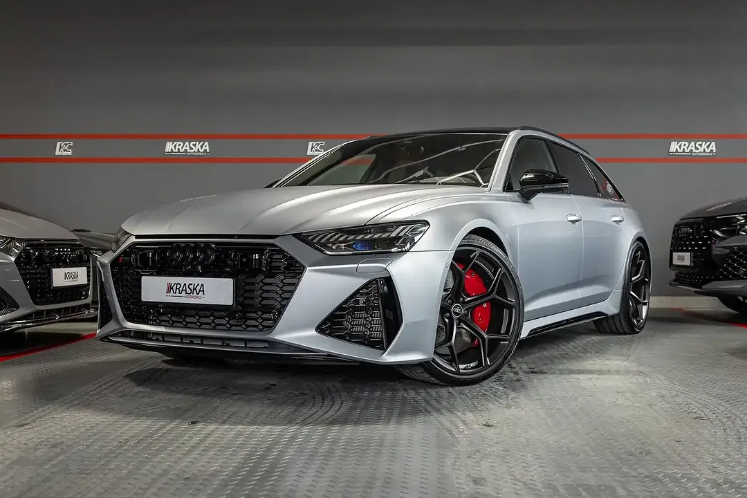 Audi RS6 - Thumbnail 1