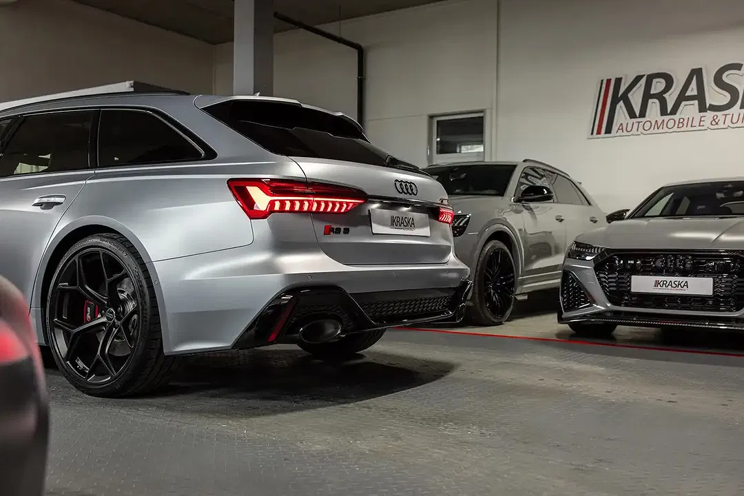 Audi RS6 - Thumbnail 12