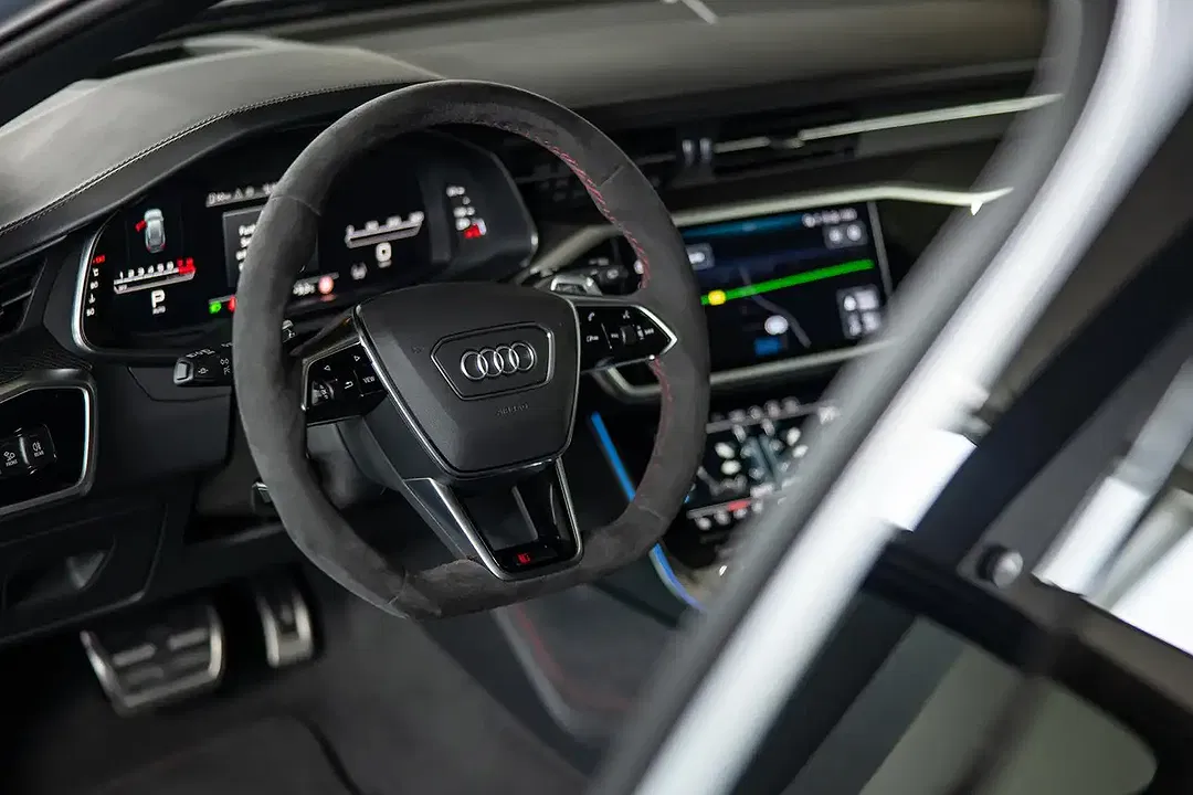 Audi RS6 - Thumbnail 19