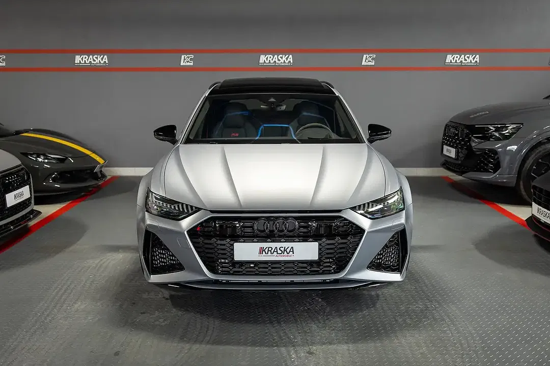Audi RS6 - Thumbnail 3