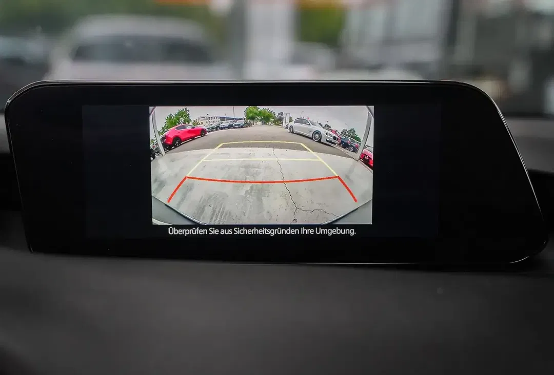 Mazda 3 - Thumbnail 8