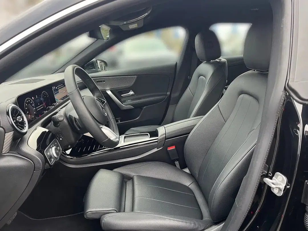 Mercedes-Benz CLA 200 - Thumbnail 8