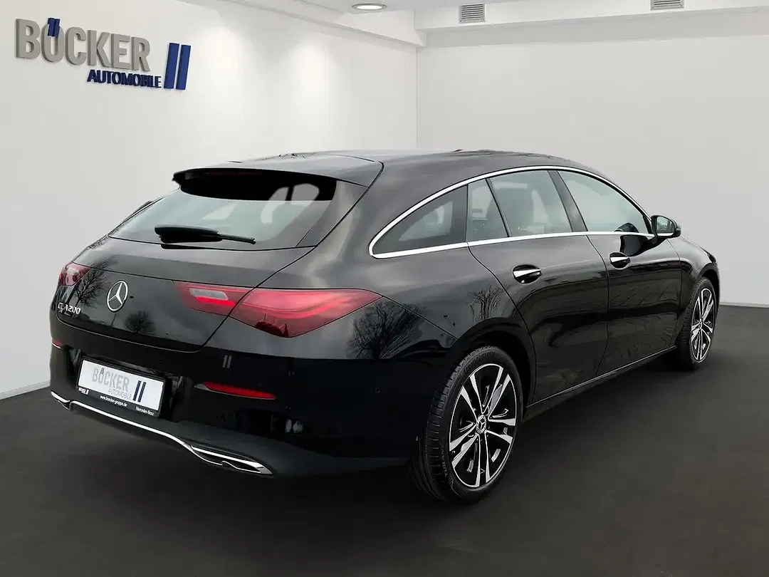 Mercedes-Benz CLA 200 - Thumbnail 4