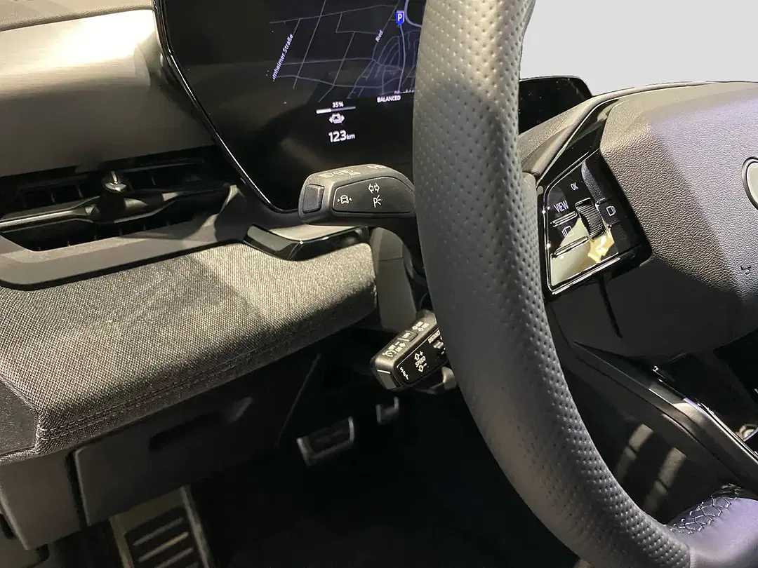 Audi Q6 e-tron - Thumbnail 12