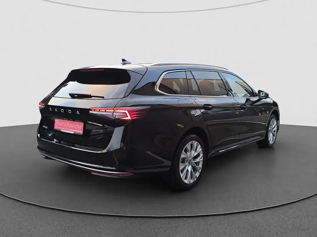 Skoda Superb - Thumbnail 10