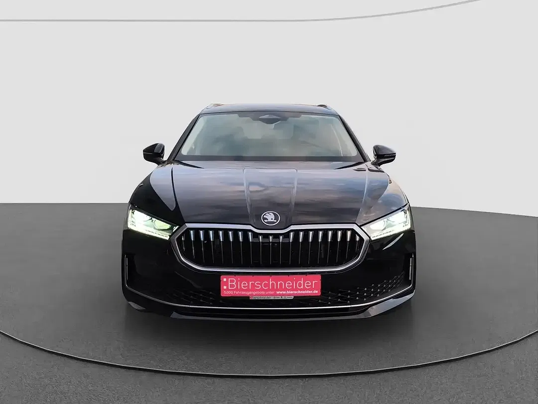 Skoda Superb - Thumbnail 5