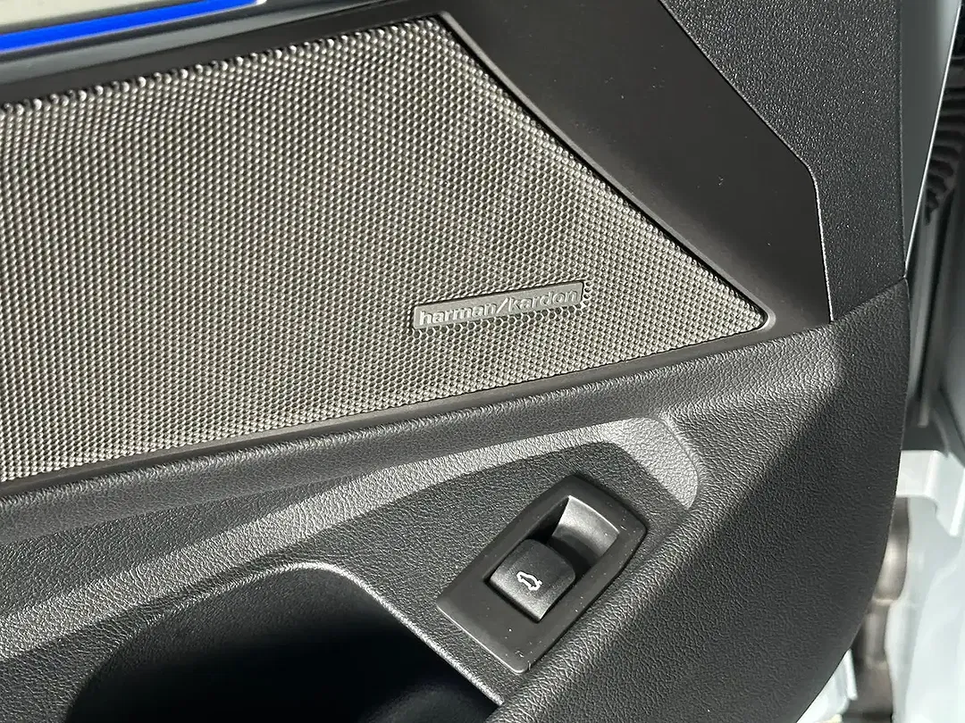 BMW M3 - Thumbnail 13