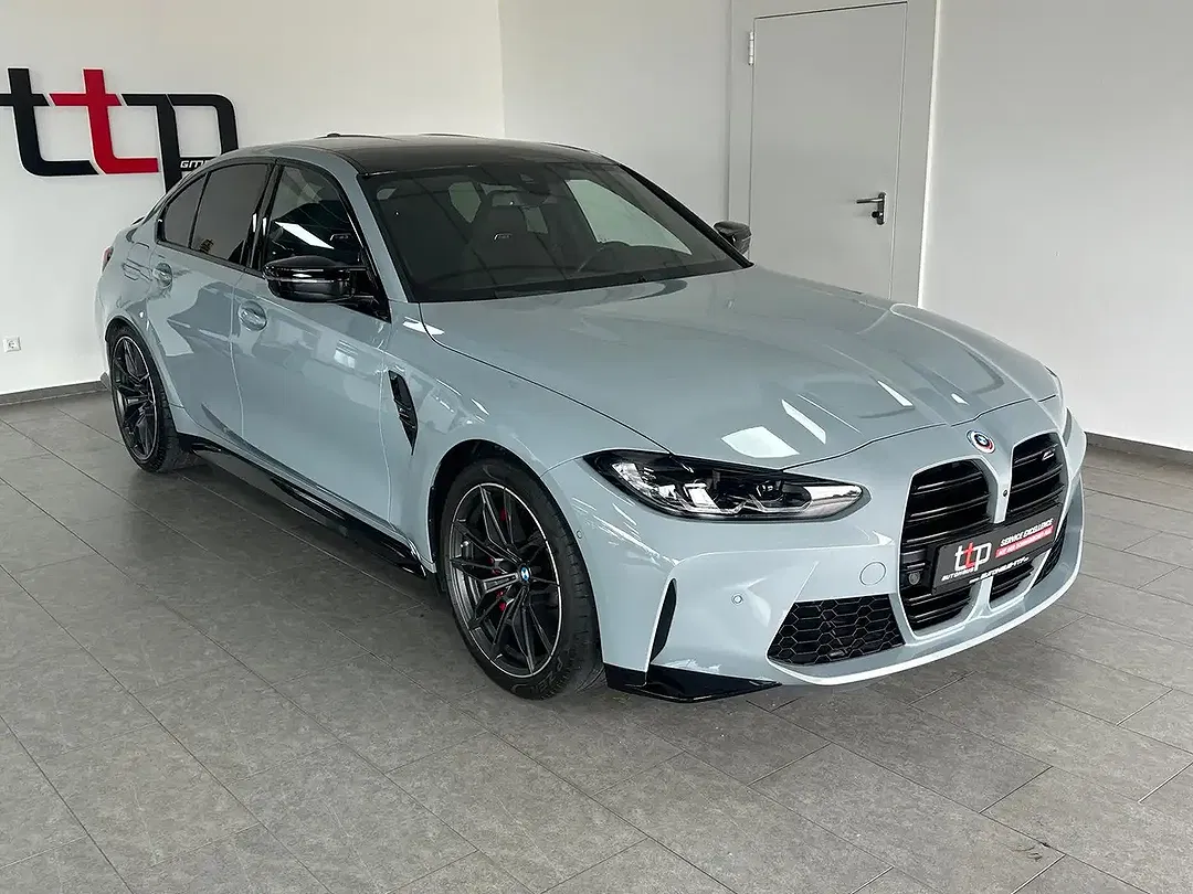 BMW M3 - Thumbnail 4
